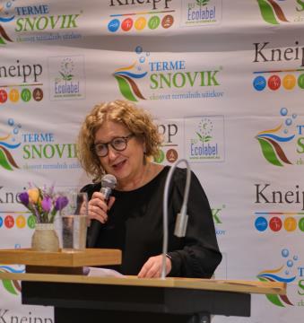 Izbrane naj pesmi in pravljica 15. literarnega natečaja Term Snovik   (1)